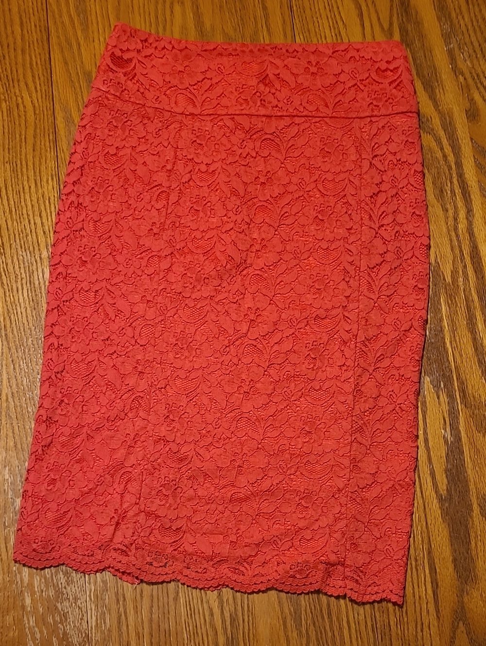 Express Floral Lace Pencil Skirt in Coral - Size 8